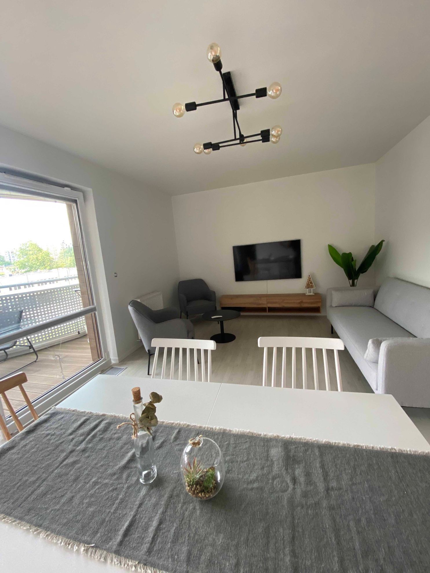 Three Lakes Valley Apartment